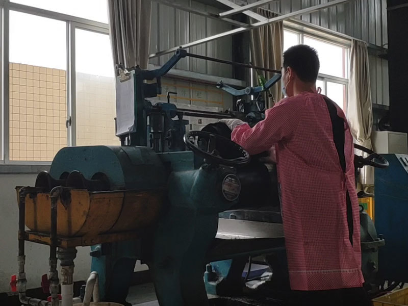Rubber mixing of rubber seal products